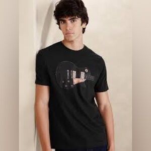 🎸 NWT Banana Republic men’s guitar print T-shirt size M